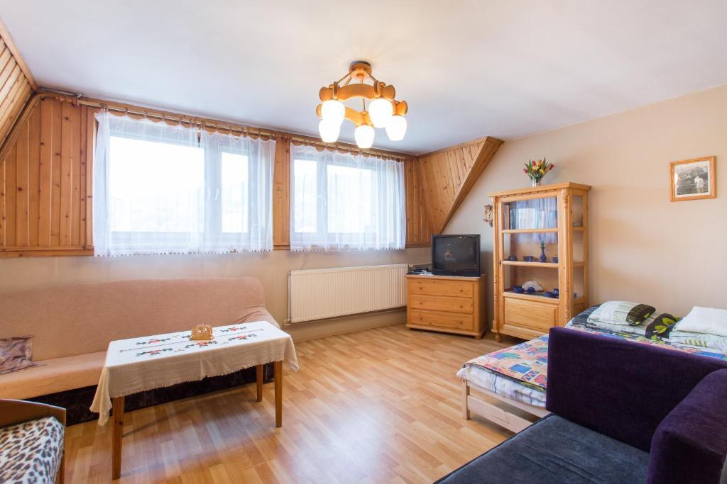 Nowotarski Apartment *